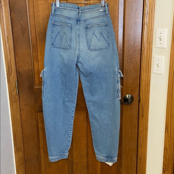 MOTHER The Curbside Cargo Flood in Herbal Remedy Indigo wash Size 26 x 29” - Picture 3 of 15